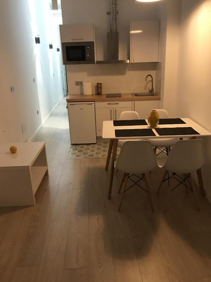 Apartment A Roda *